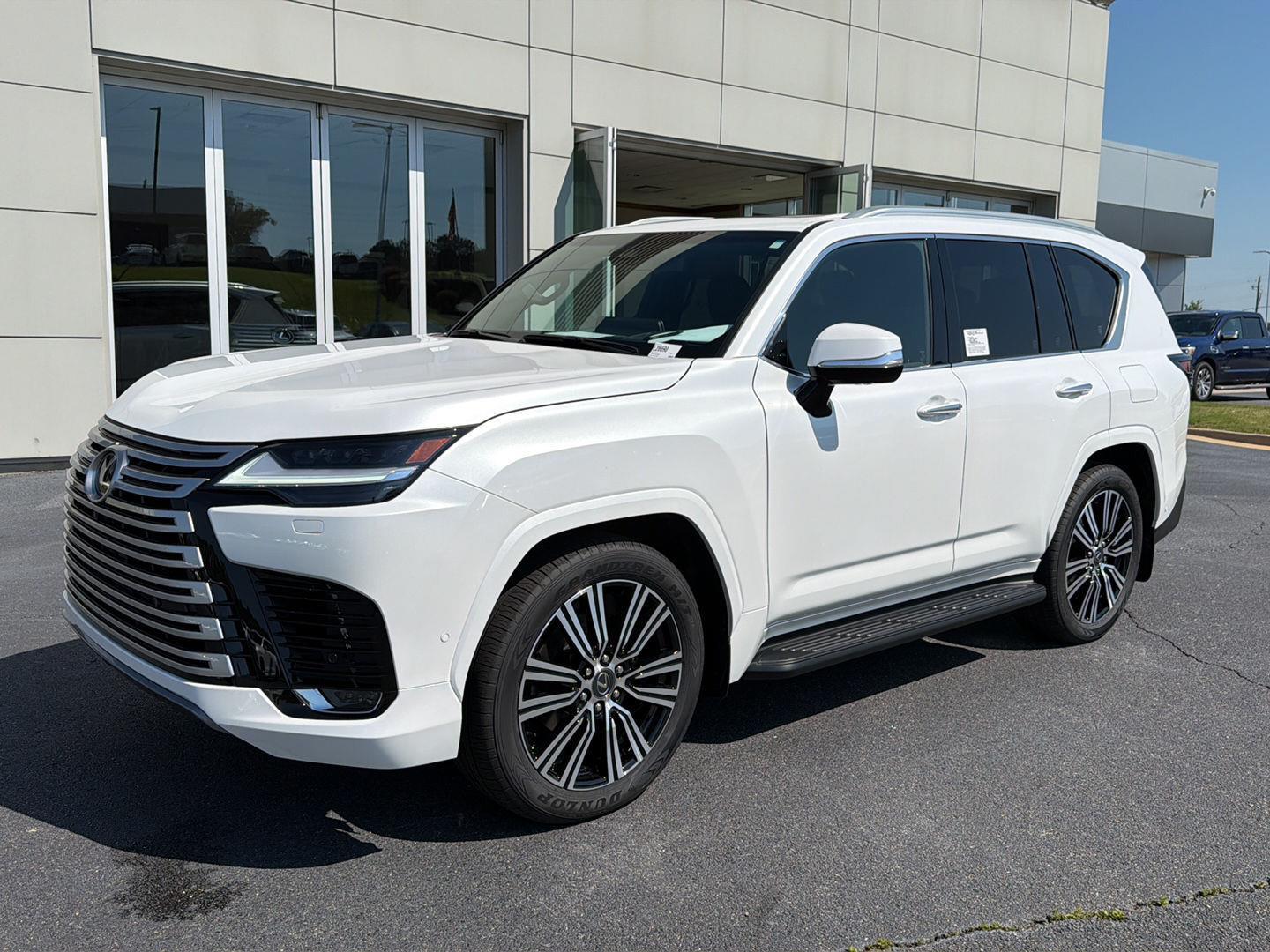 Eminent White Pearl 2026 Lexus LX SUV / Crossover Automatic
