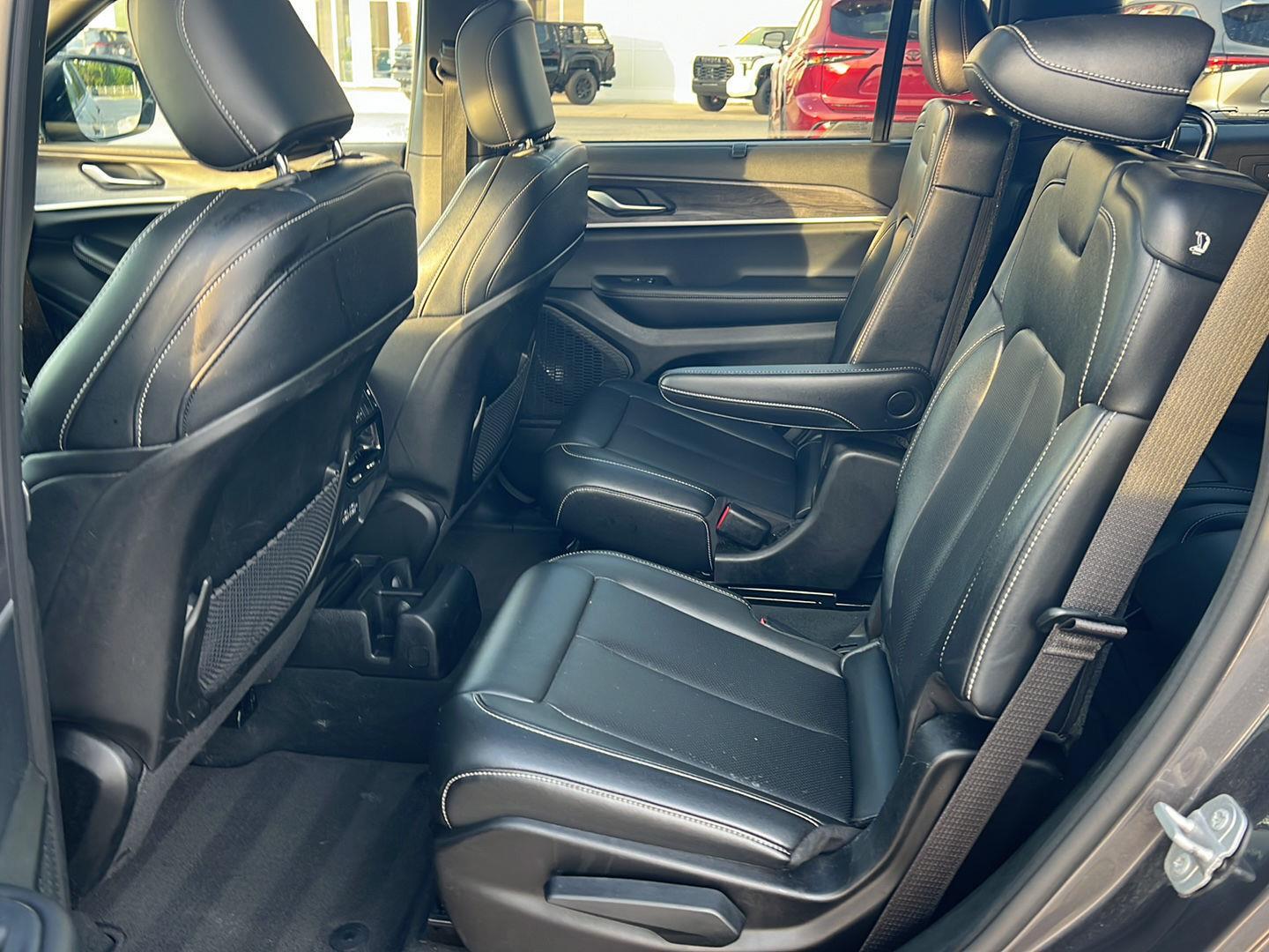 Used 2024 Jeep Grand Cherokee L SUV