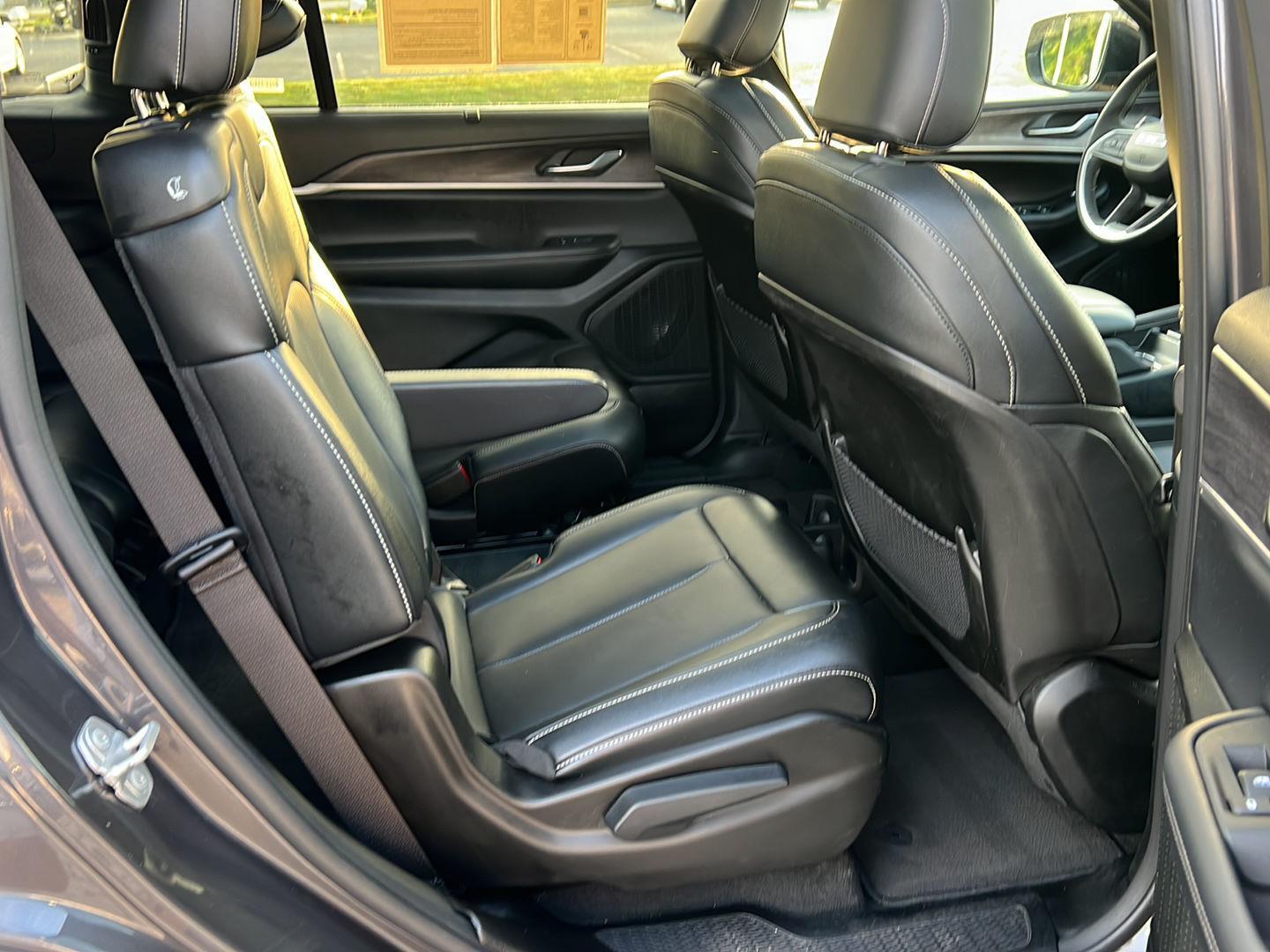 Used 2024 Jeep Grand Cherokee L SUV