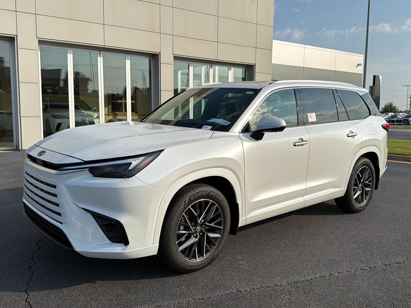 White (Wind Chill Pearl) 2026 Lexus TX SUV / Crossover All-Wheel Drive Automatic