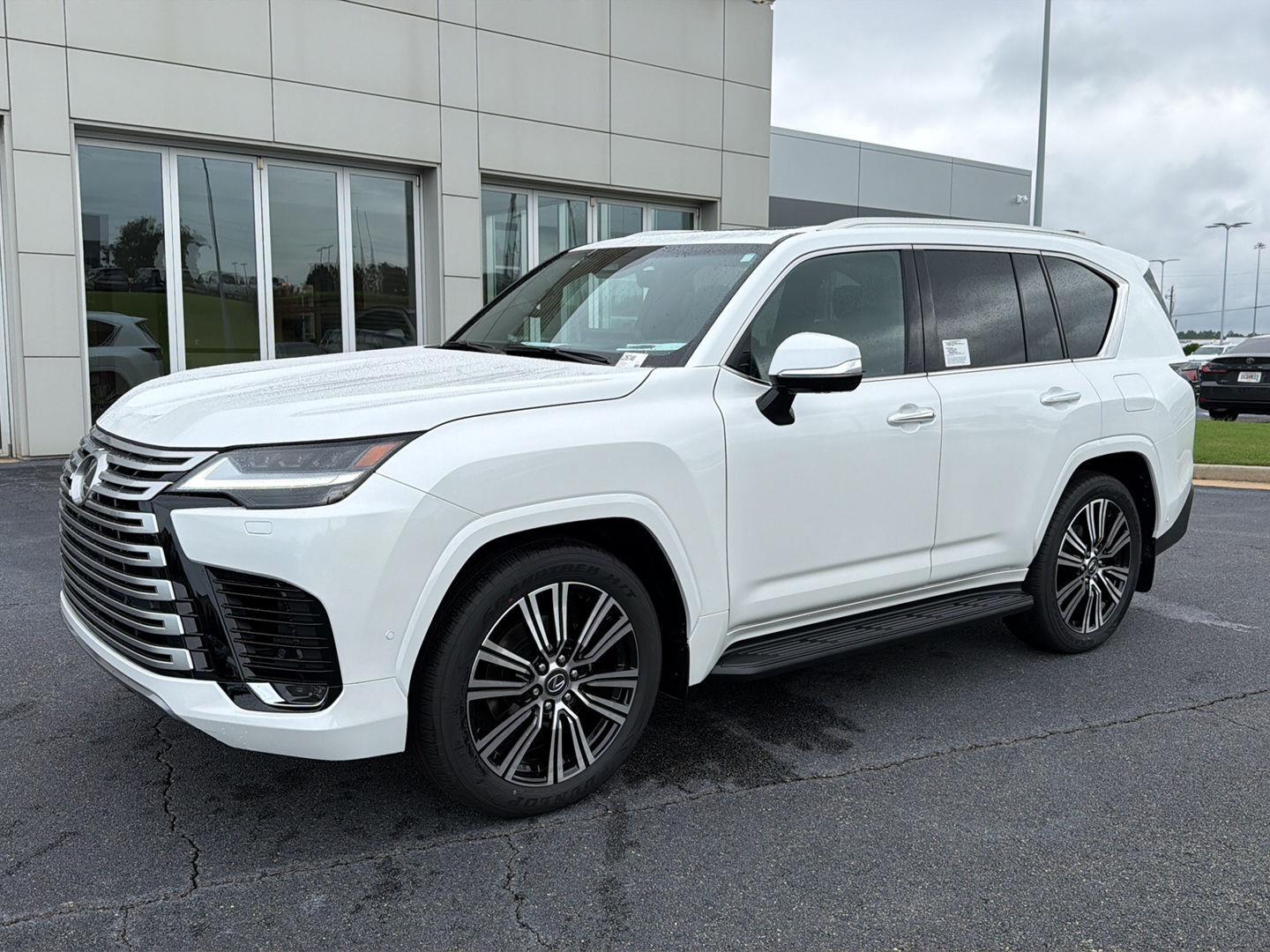 Eminent White Pearl 2026 Lexus LX Hybrid SUV / Crossover All-Wheel Drive Automatic