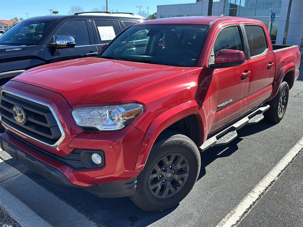 2022 Toyota Tacoma SR5's photo