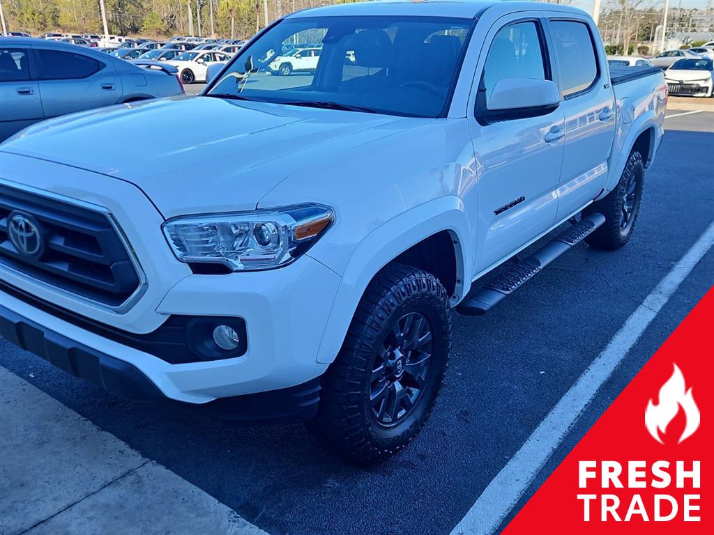 2023 Toyota Tacoma SR5's photo