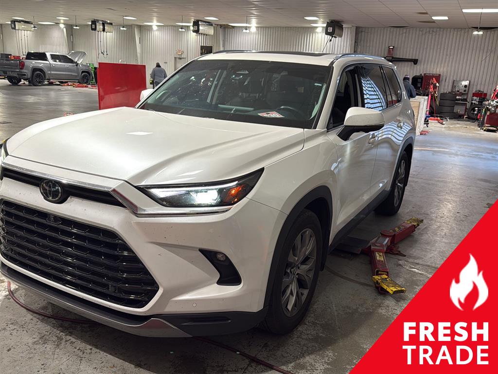 2024 Toyota Grand Highlander Limited's photo