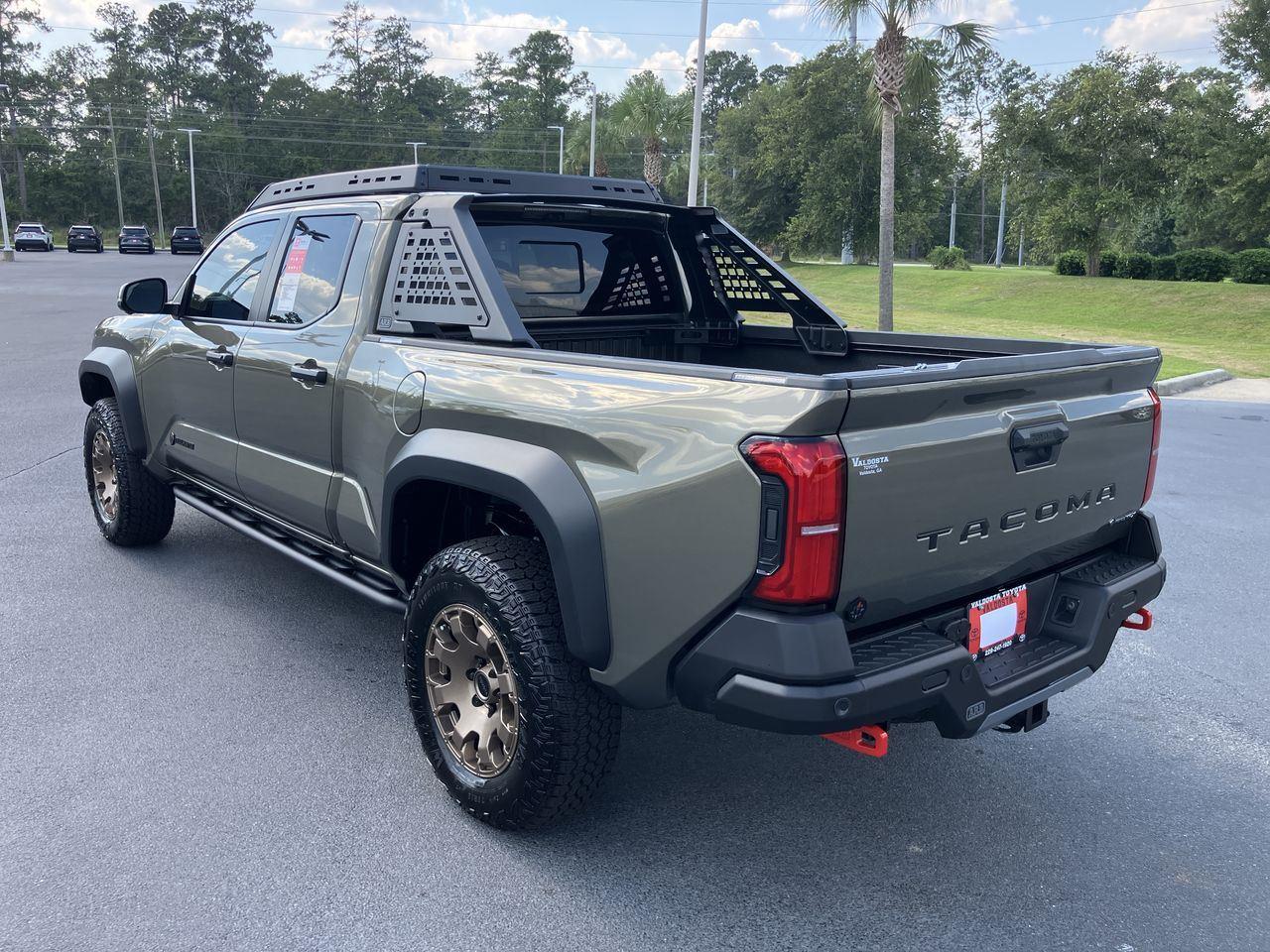 2025 Toyota Tacoma Trailhunter Double Cab photo 3