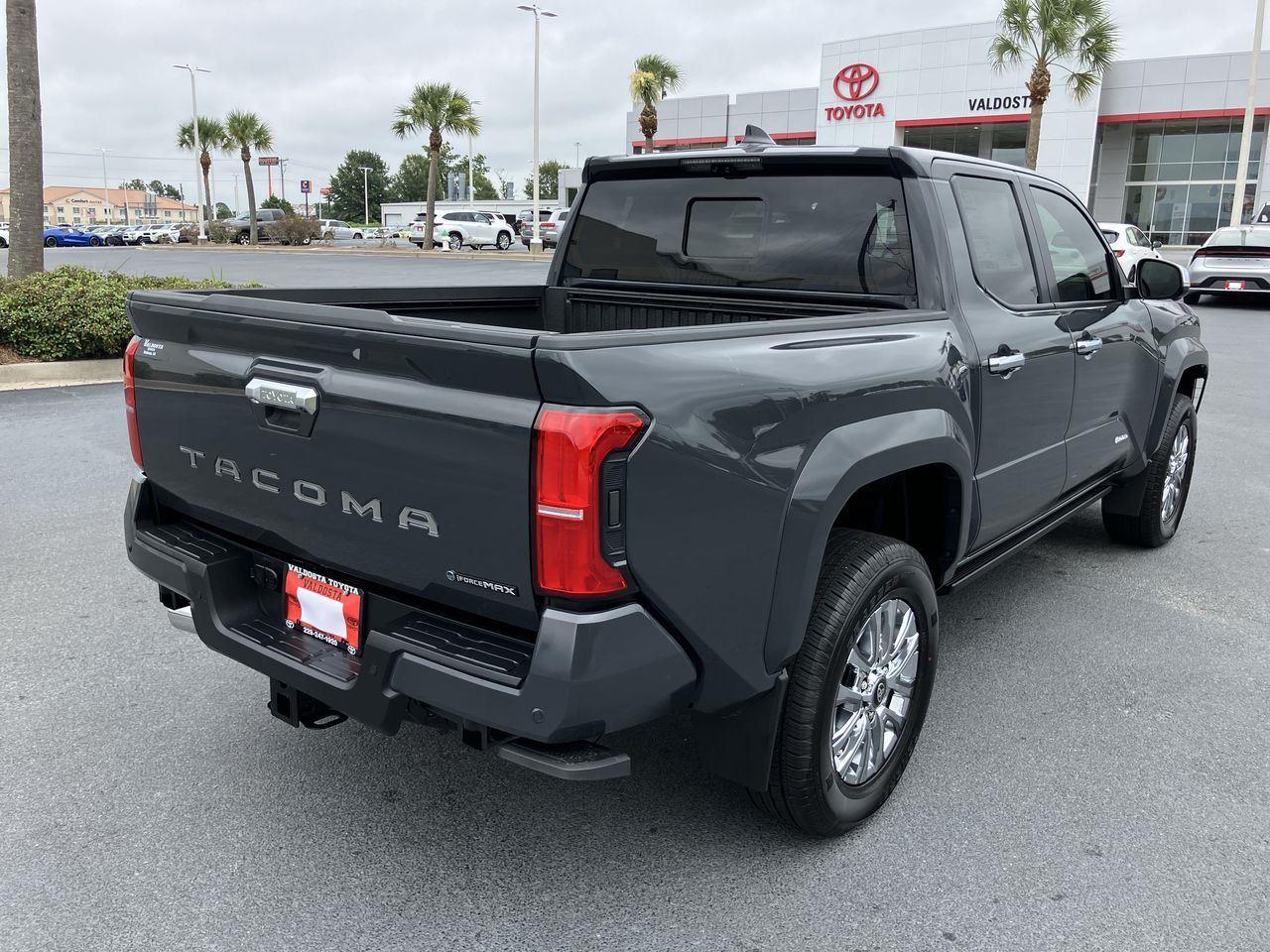 2025 Toyota Tacoma Limited Double Cab photo 4