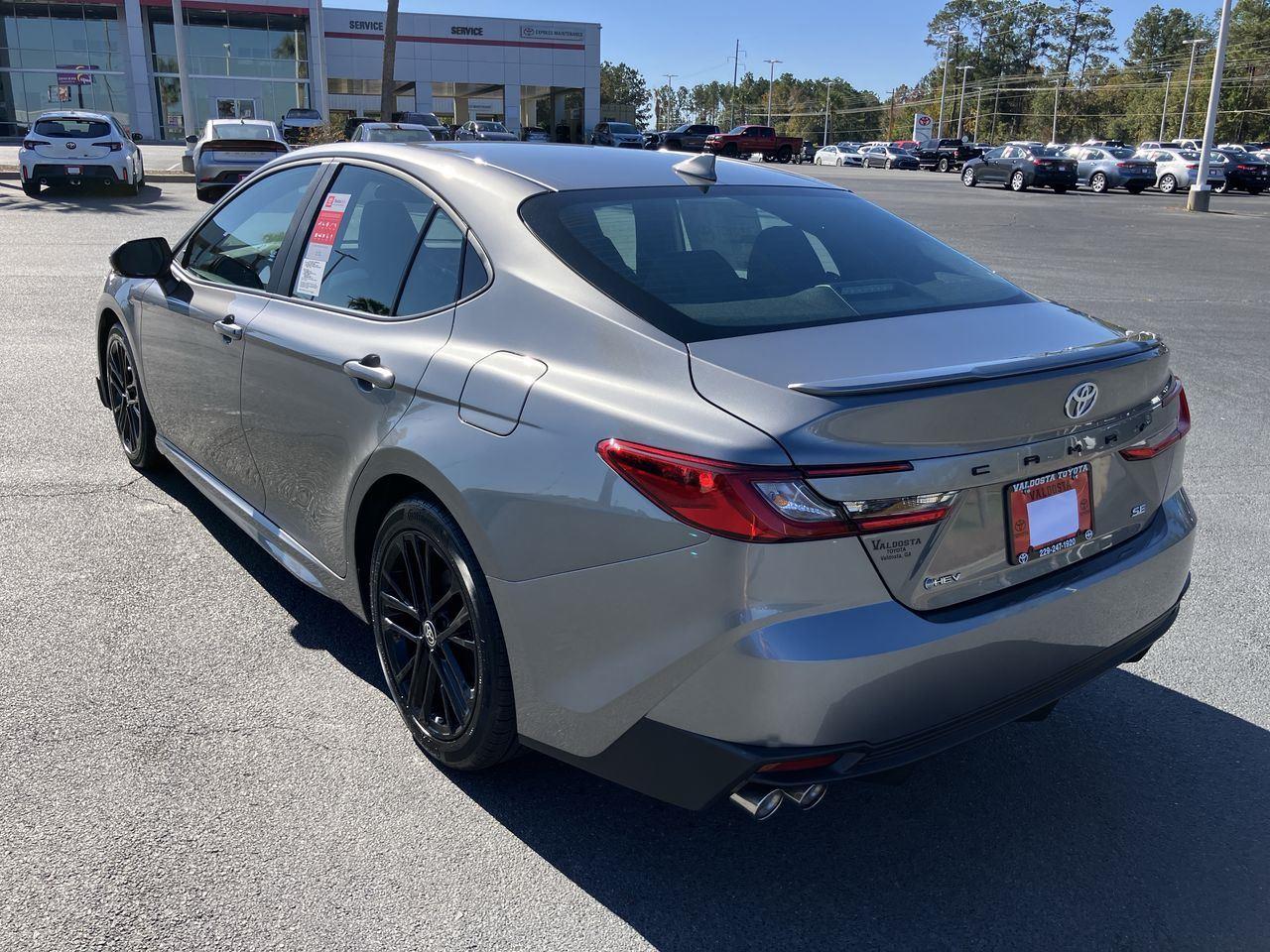 2026 Toyota Camry SE photo 3