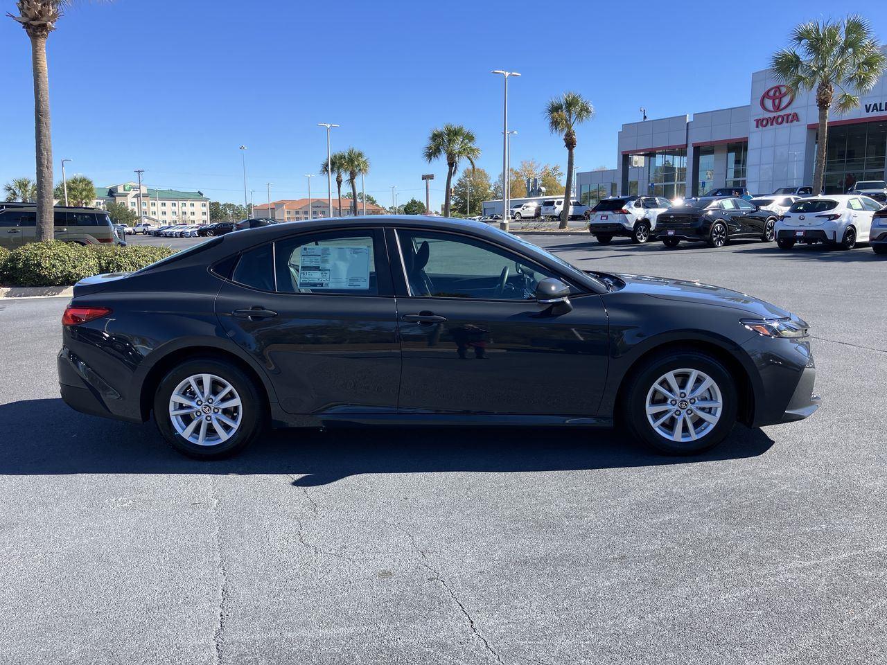 2026 Toyota Camry LE photo 4