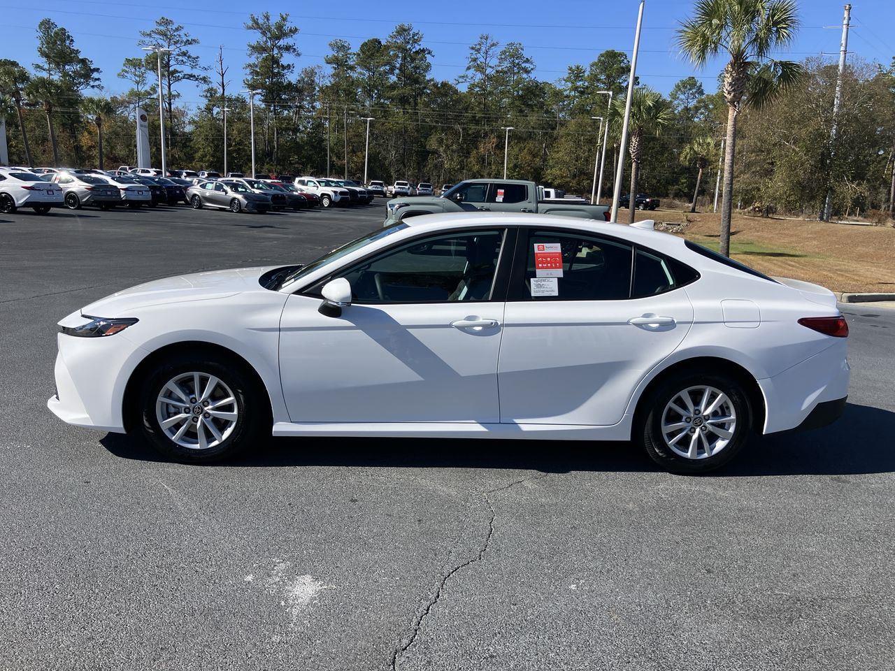 2026 Toyota Camry LE photo 2