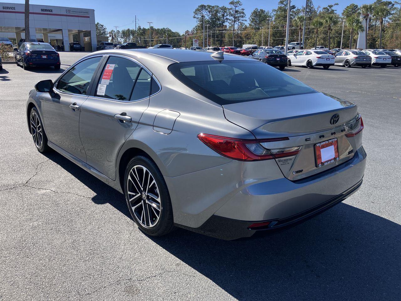 2026 Toyota Camry XLE photo 3