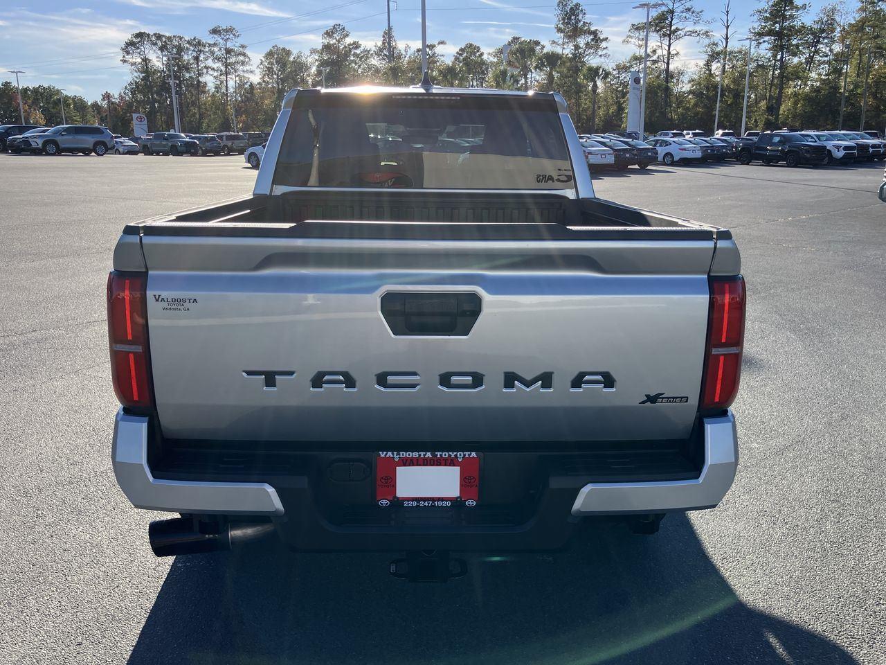 2025 Toyota Tacoma SR5 Double Cab photo 4