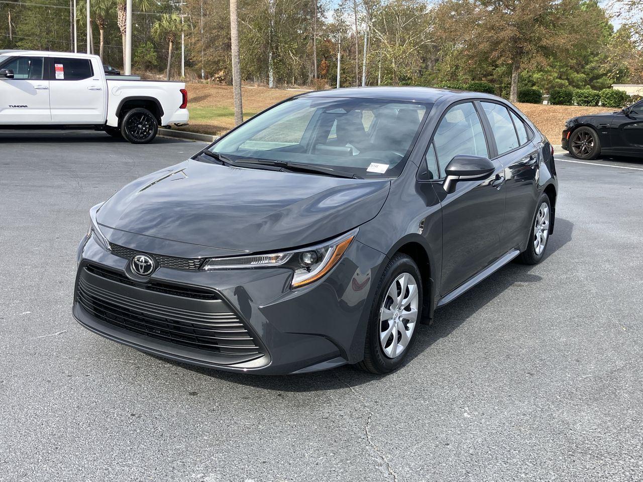 2026 Toyota Corolla LE's photo