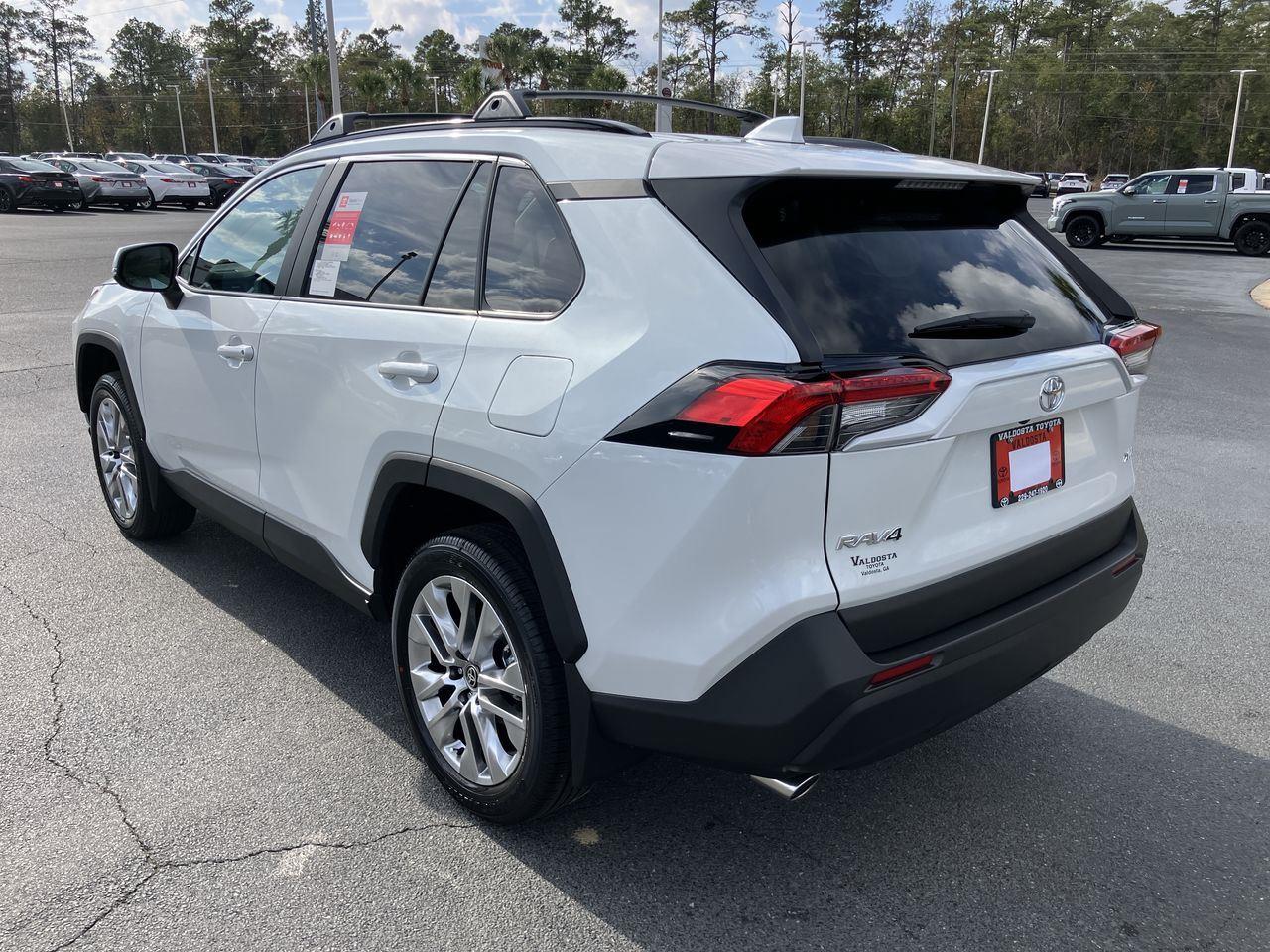 2025 Toyota RAV4 XLE Premium photo 3