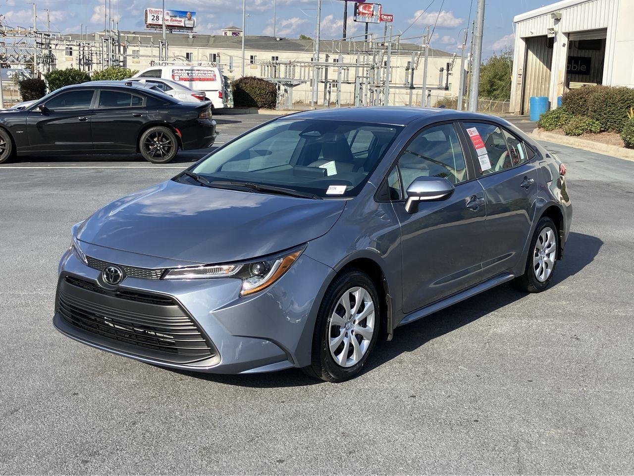 2026 Toyota Corolla LE's photo