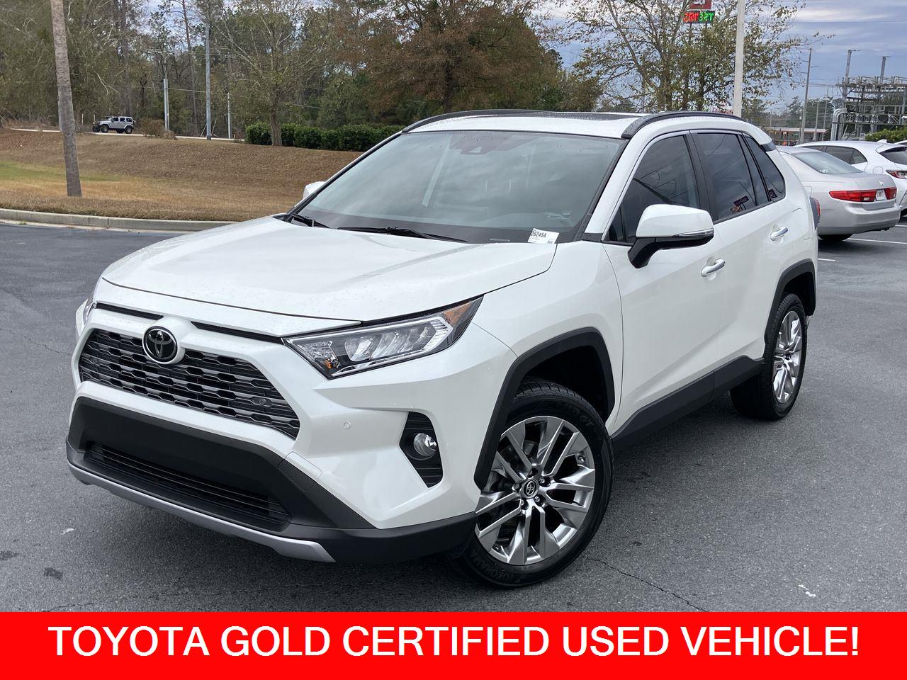 2019 Toyota RAV4 Limited's photo