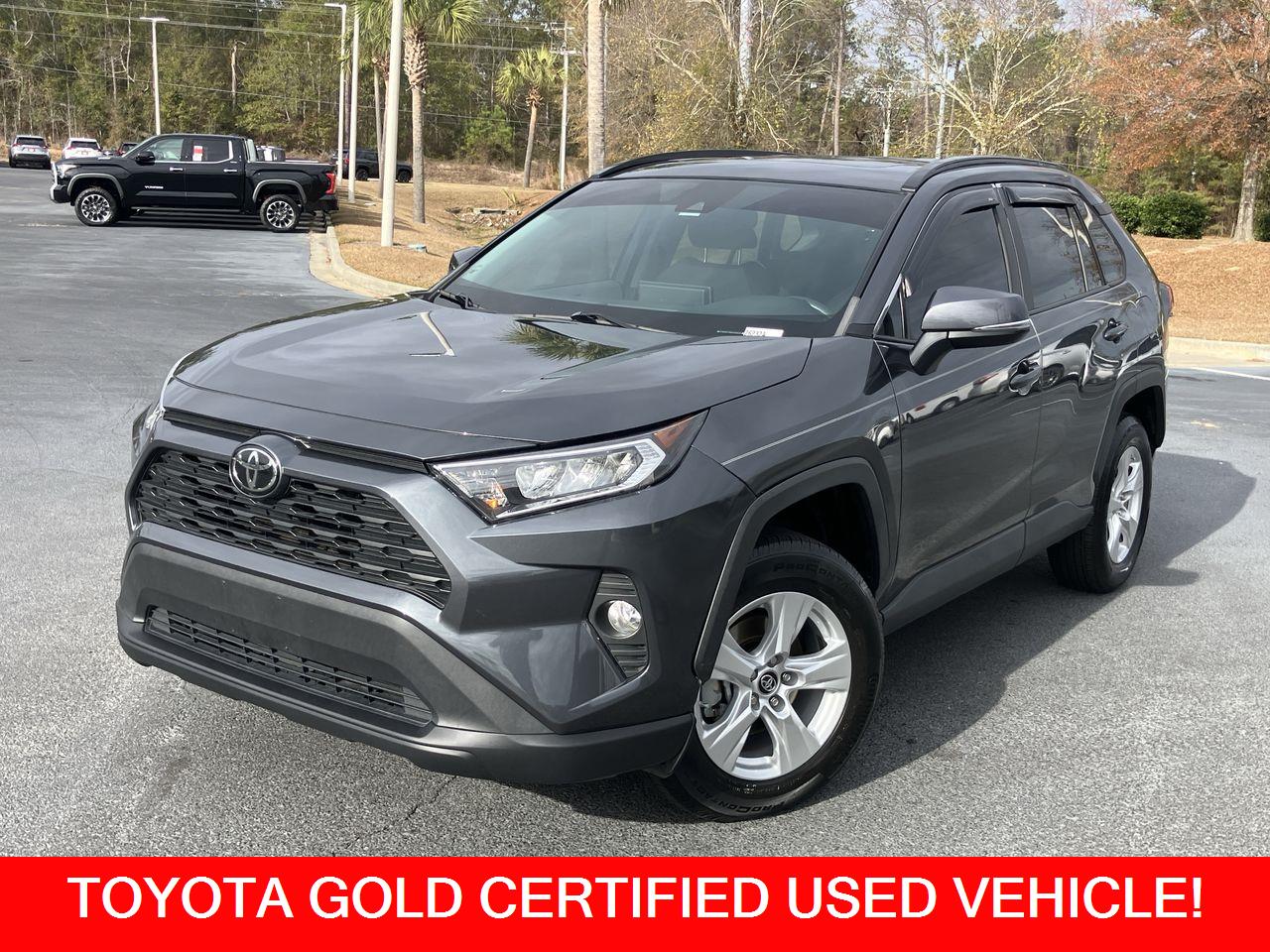 2019 Toyota RAV4 XLE's photo