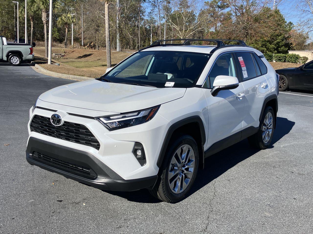 2025 Toyota RAV4 XLE Premium's photo