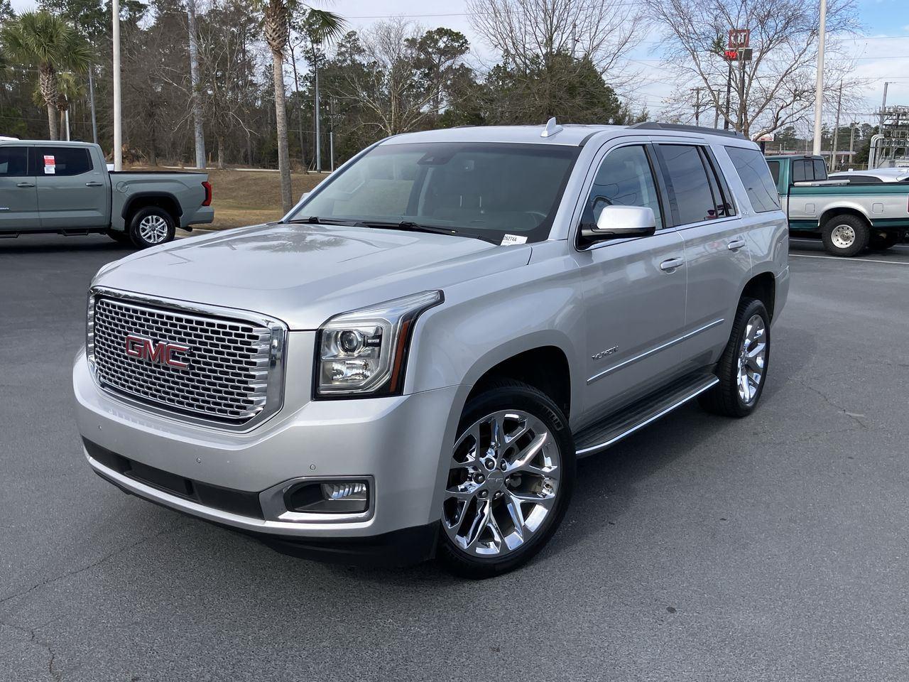 2017 GMC Yukon SLT's photo