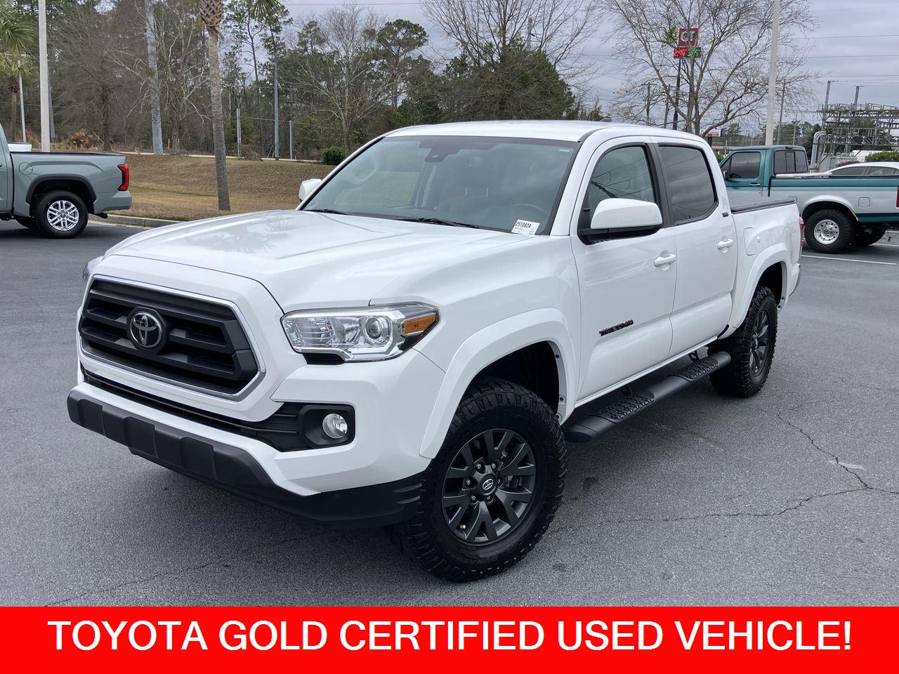2023 Toyota Tacoma SR5's photo