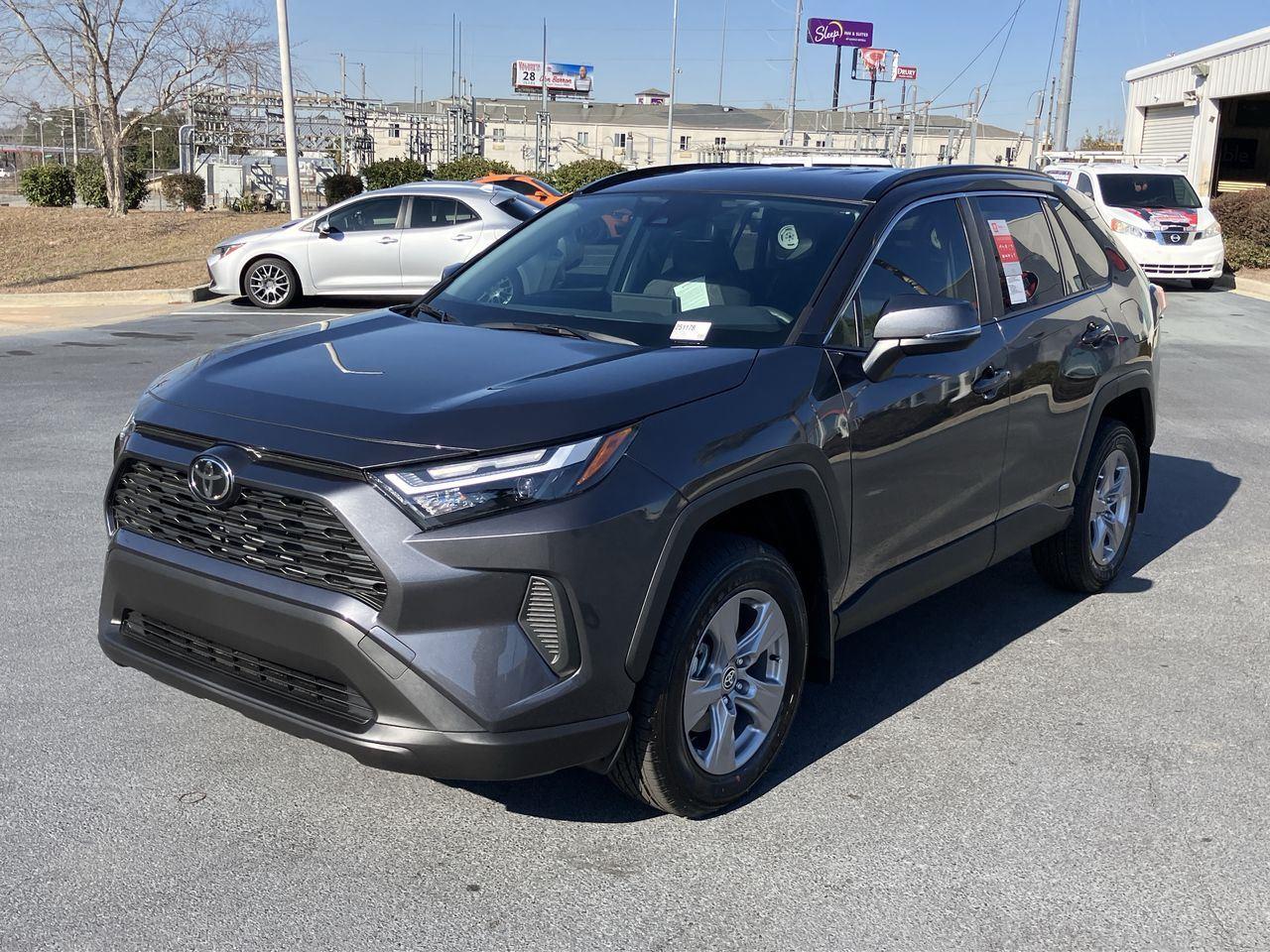 2025 Toyota RAV4 Hybrid XLE AWD