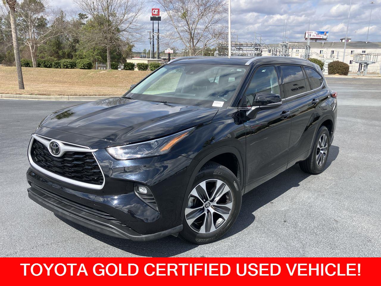 2022 Toyota Highlander XLE FWD