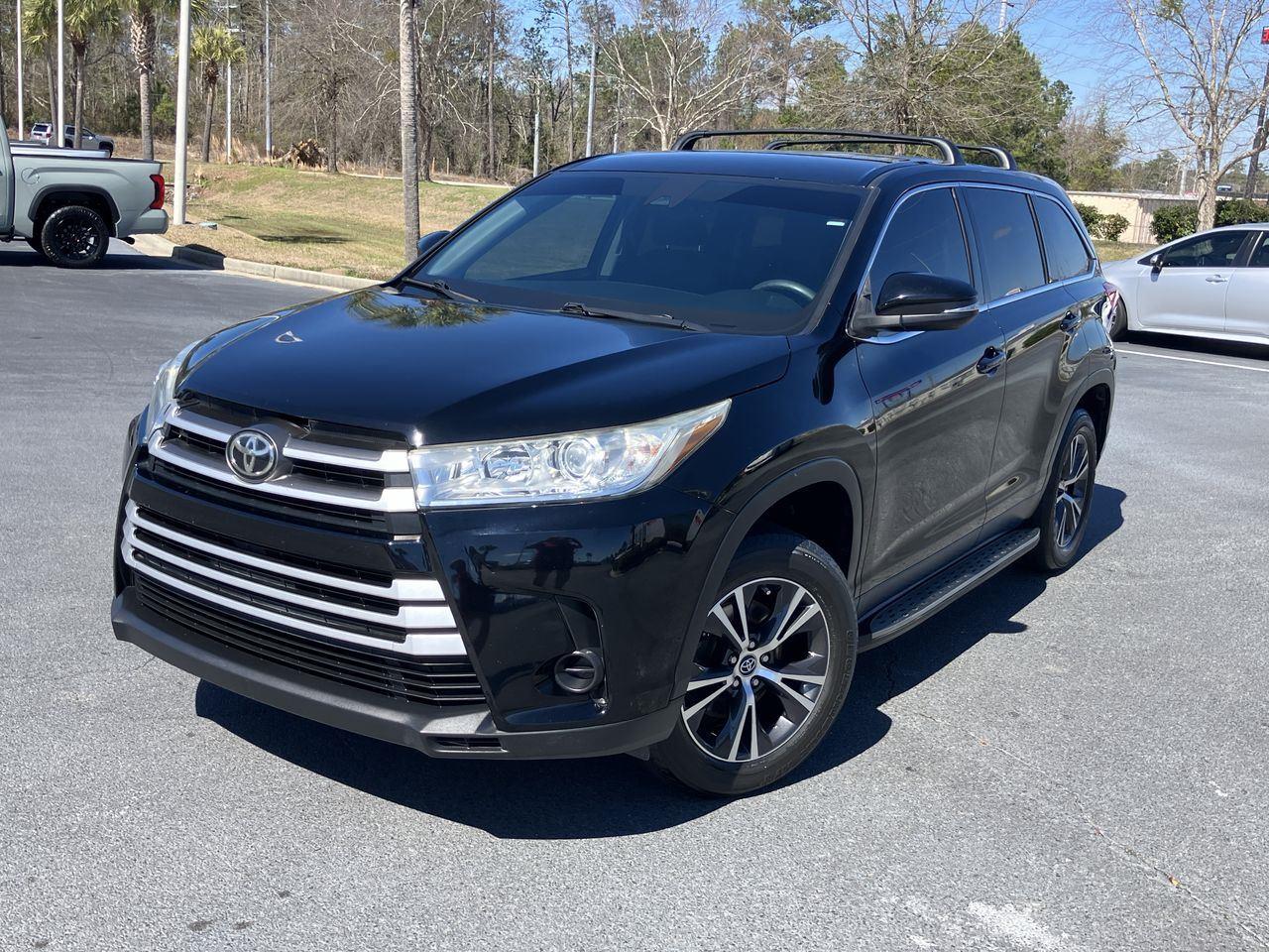 2019 Toyota Highlander LE FWD