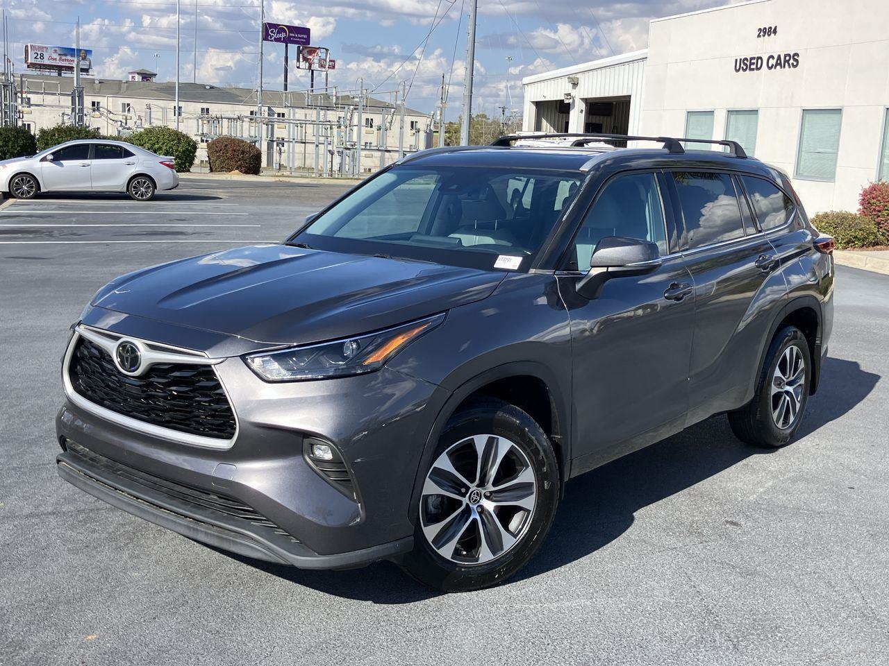 2022 Toyota Highlander XLE AWD