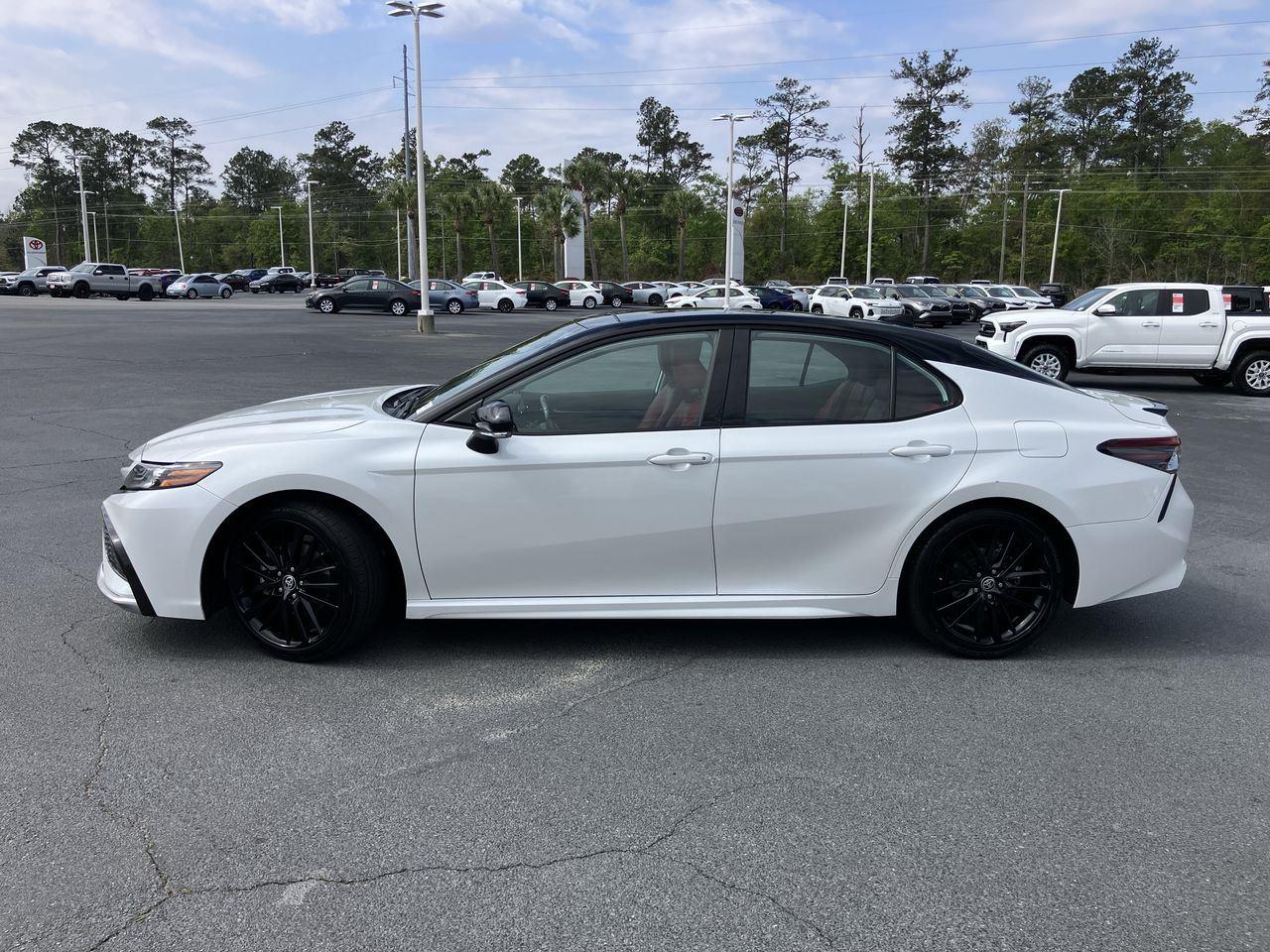 View vehicle photo 2