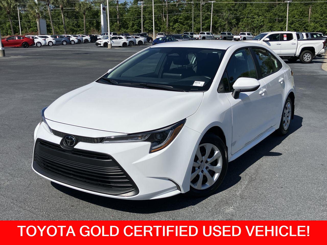 White (Ice Cap) 2025 Toyota Corolla LE FWD Sedan Front-Wheel Drive Continuously Variable Transmission