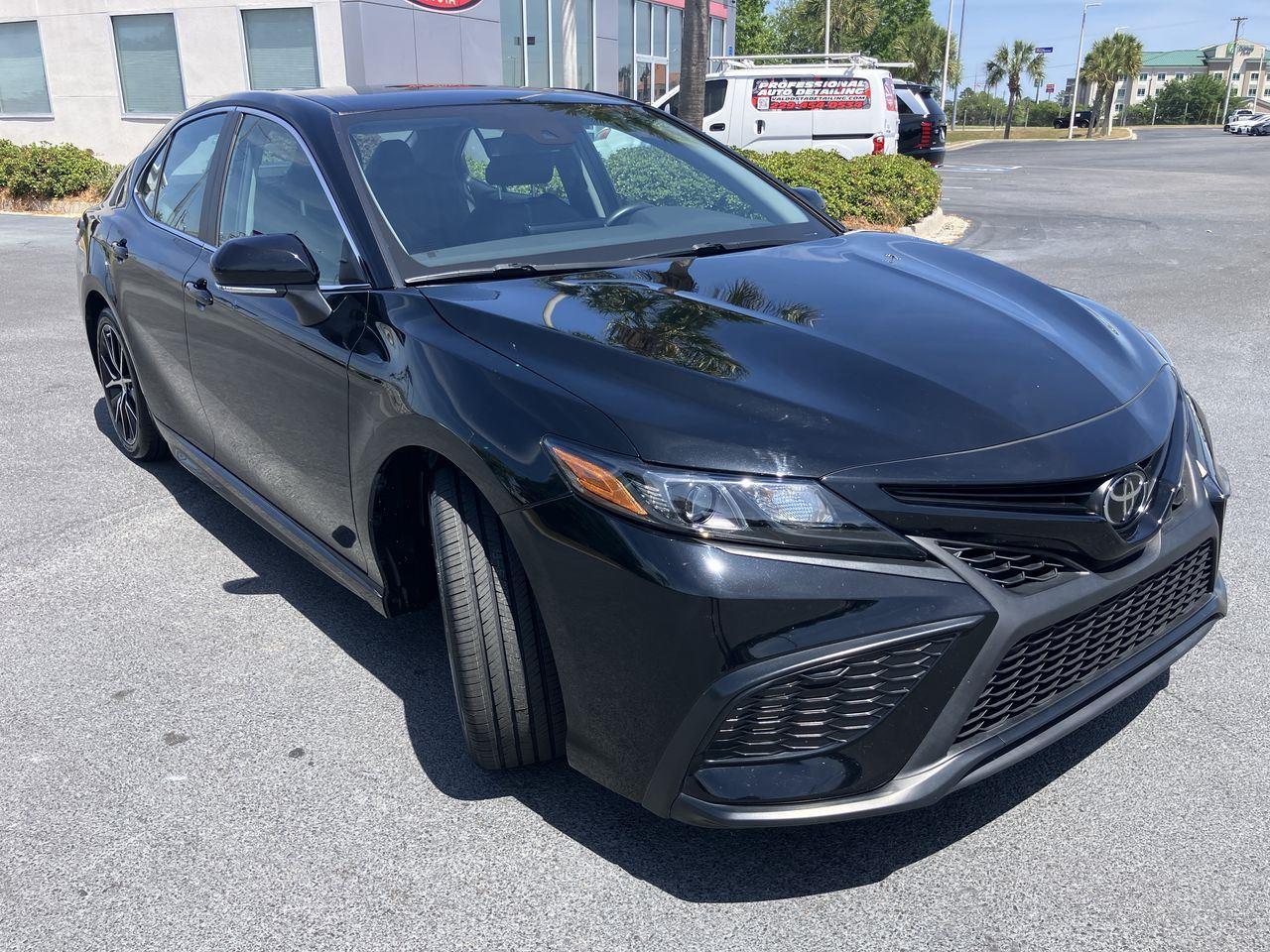 View vehicle photo 7