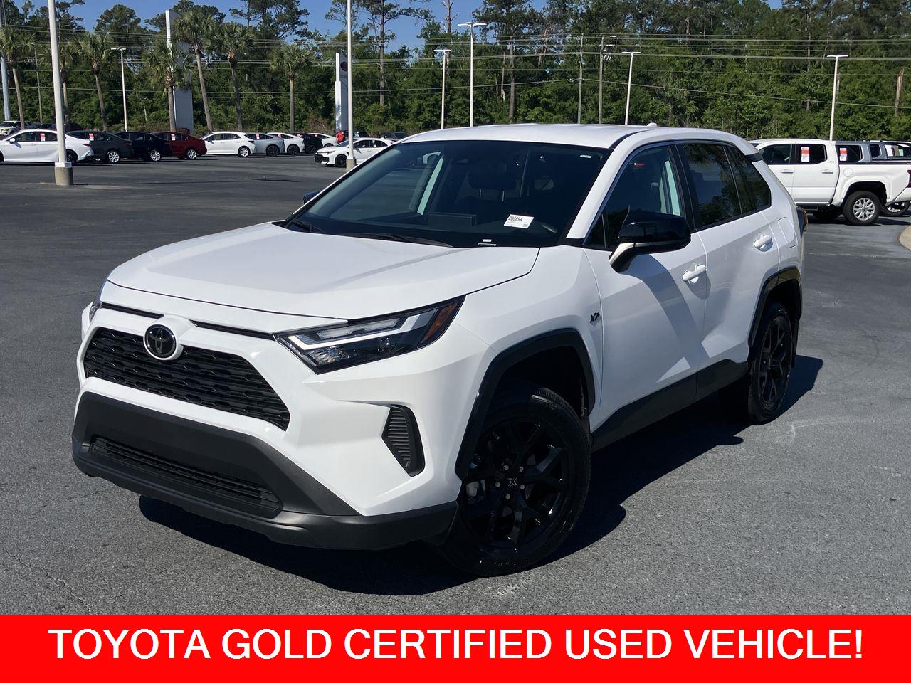 White (Ice Cap) 2025 Toyota RAV4 LE FWD SUV / Crossover Front-Wheel Drive 8-Speed Automatic
