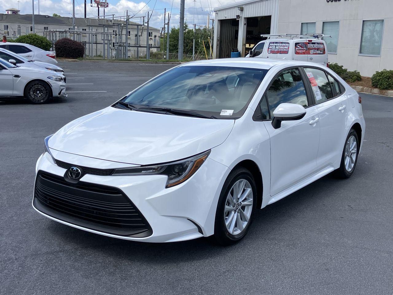 2026 Toyota Corolla LE CVT's photo