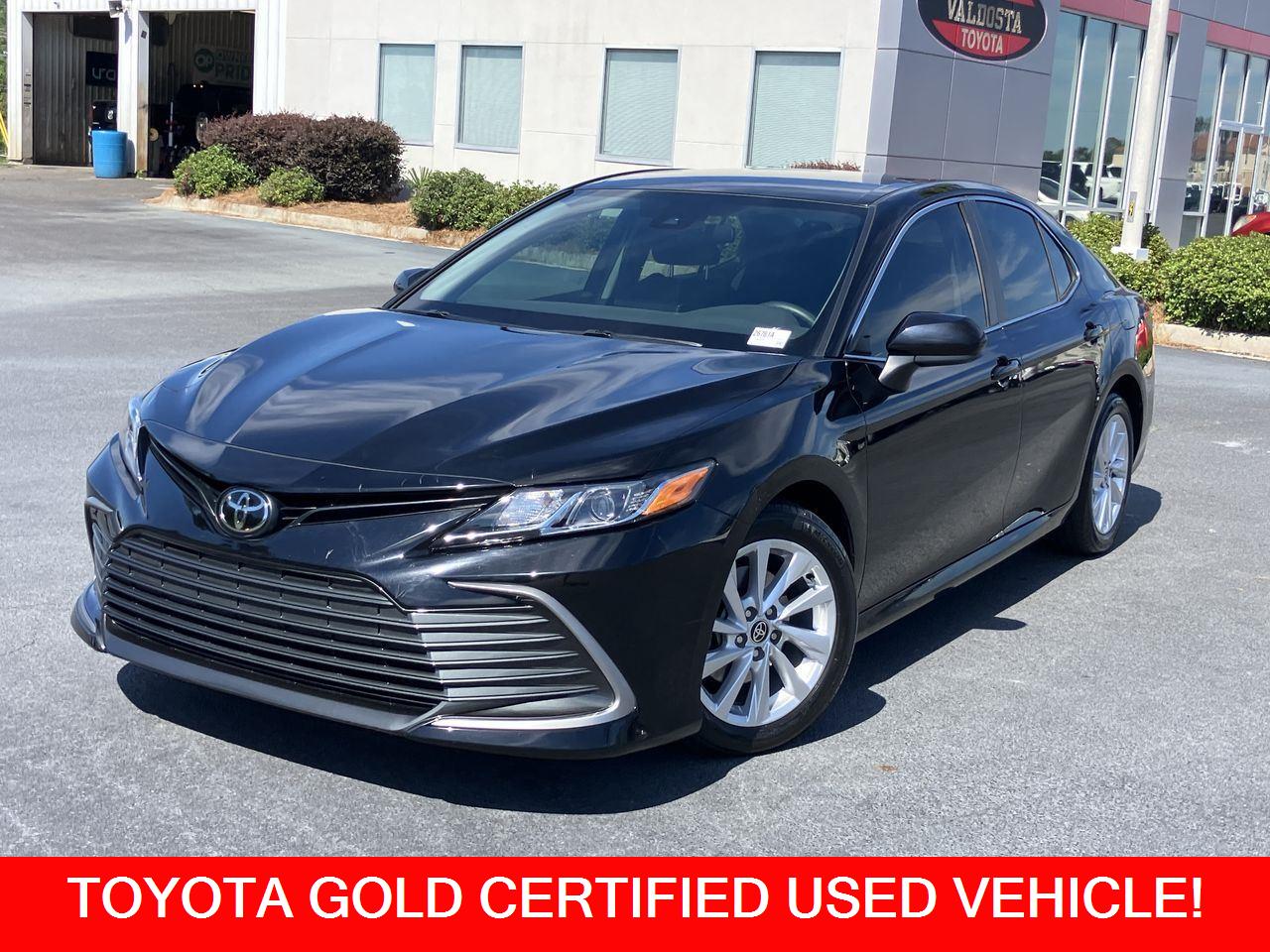 Black (Midnight Black Metallic) 2023 Toyota Camry LE FWD Sedan Front-Wheel Drive 8-Speed Automatic