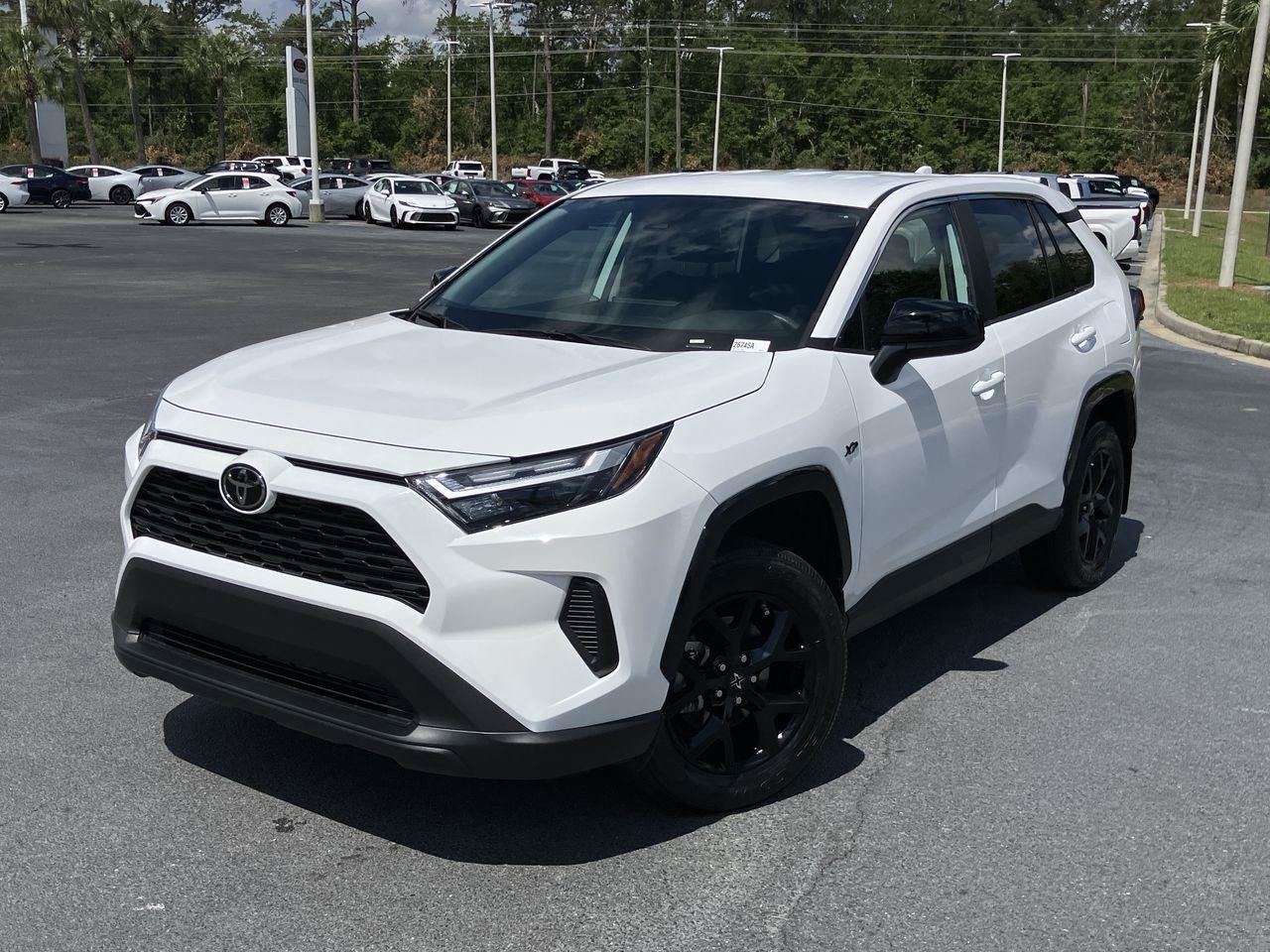 2024 Toyota RAV4 LE FWD's photo