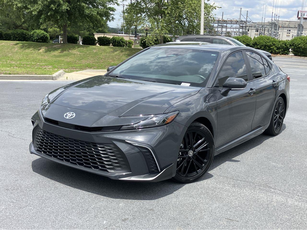 Gray (Underground) 2025 Toyota Camry SE FWD Sedan Front-Wheel Drive Continuously Variable Transmission