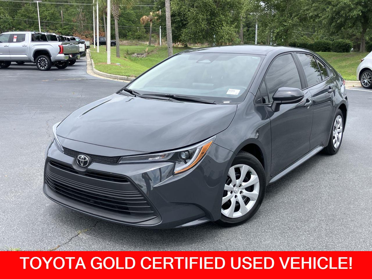 2025 Toyota Corolla LE CVT's photo