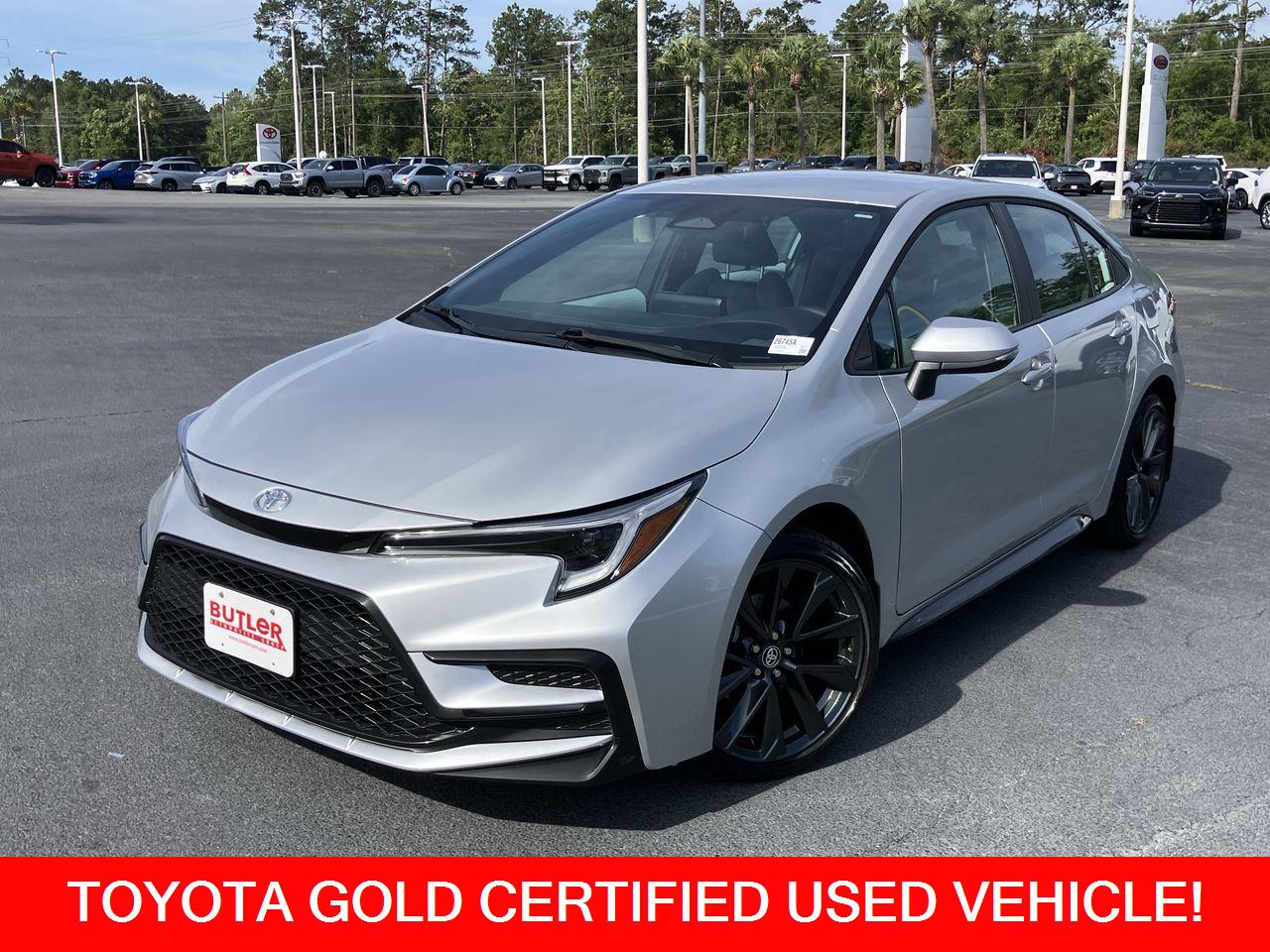 Silver (Classic Silver Metallic) 2026 Toyota Corolla Sedan Front-Wheel Drive Continuously Variable Transmission