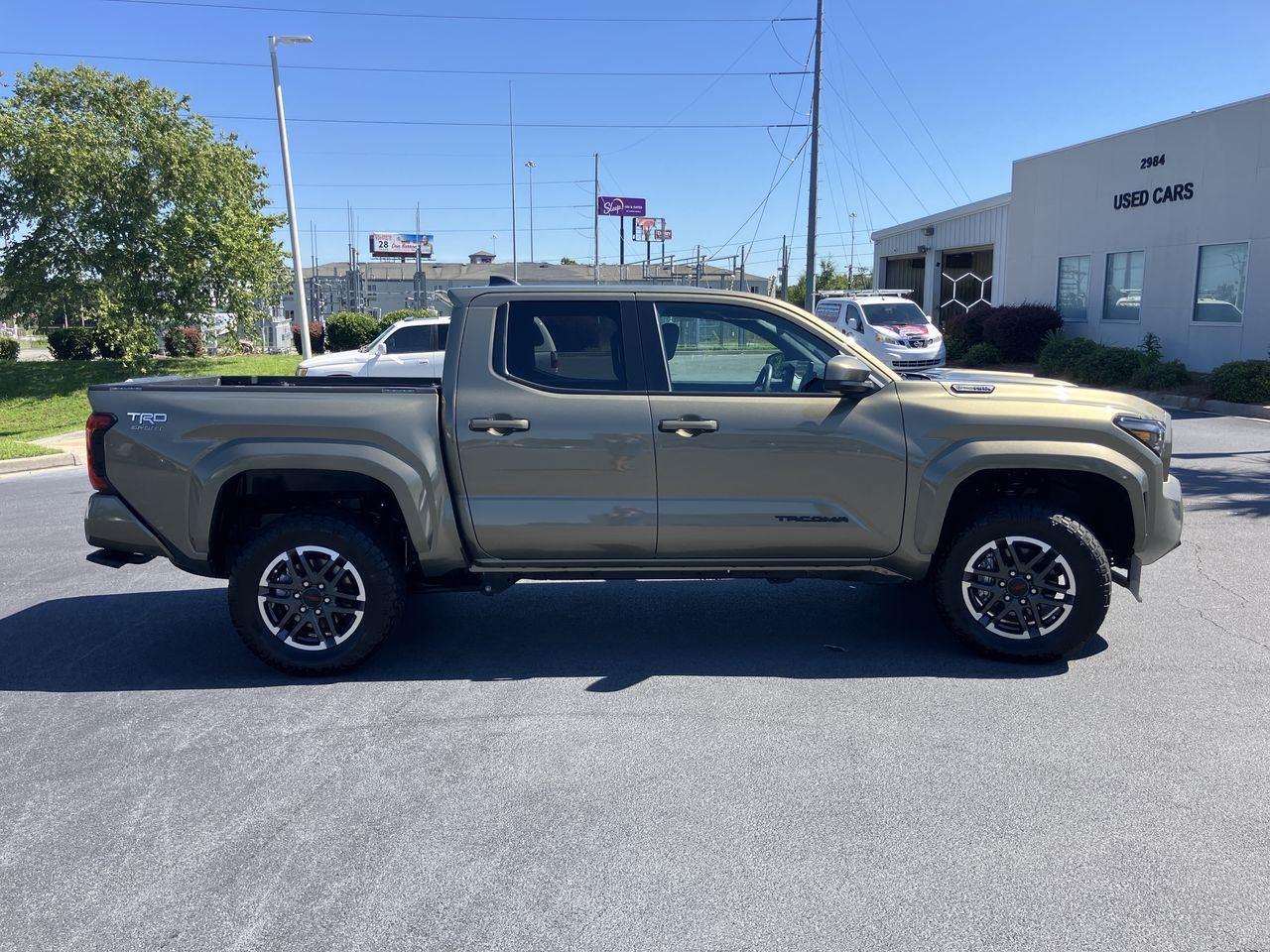View vehicle photo 6