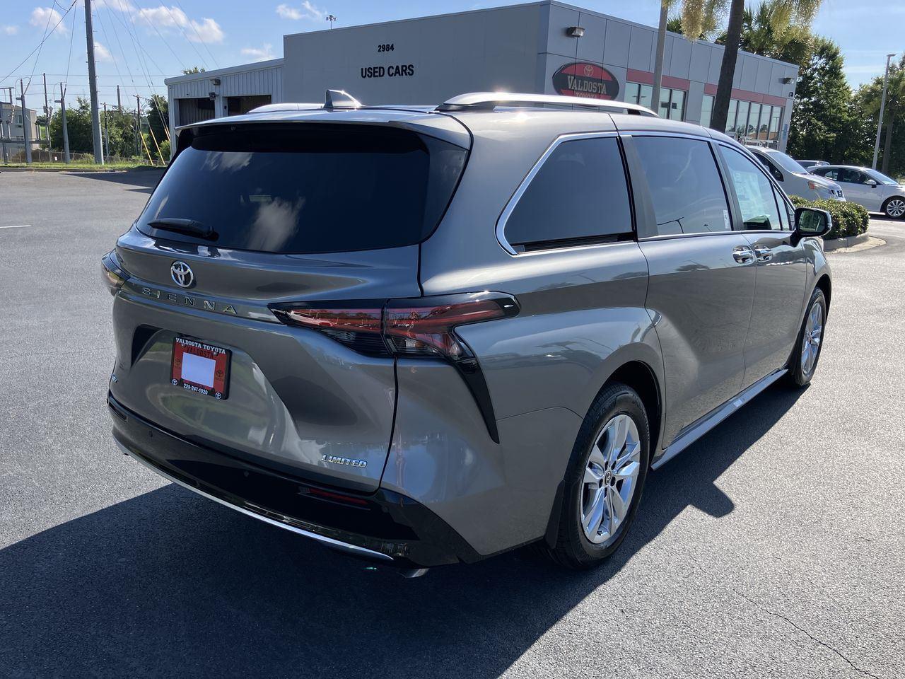 New 2026 Toyota Sienna Van