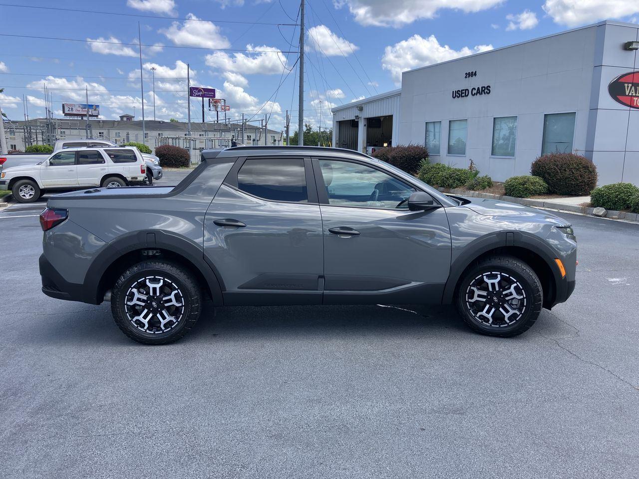 Used 2025 Hyundai Santa Cruz Truck