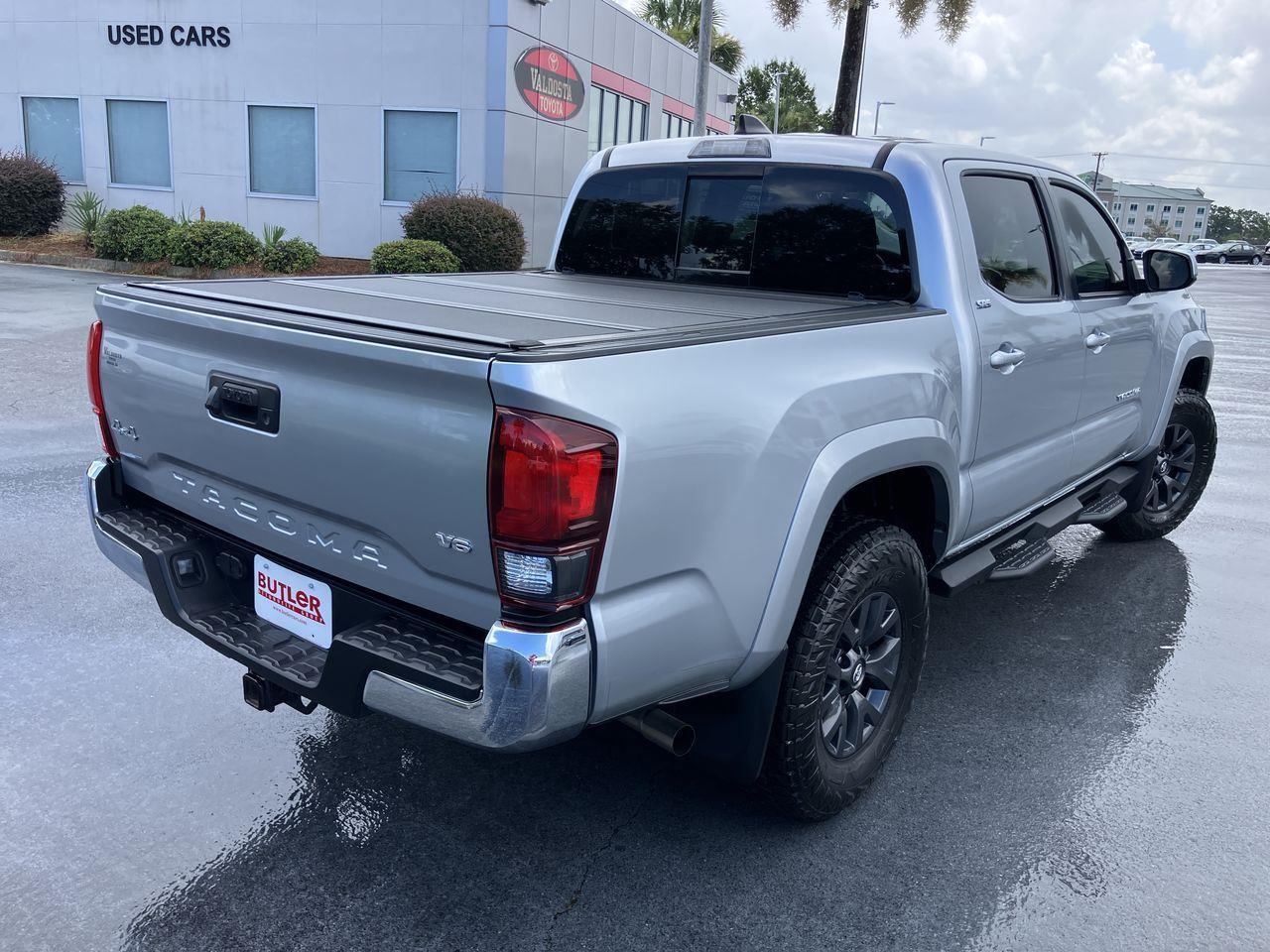 View vehicle photo 5