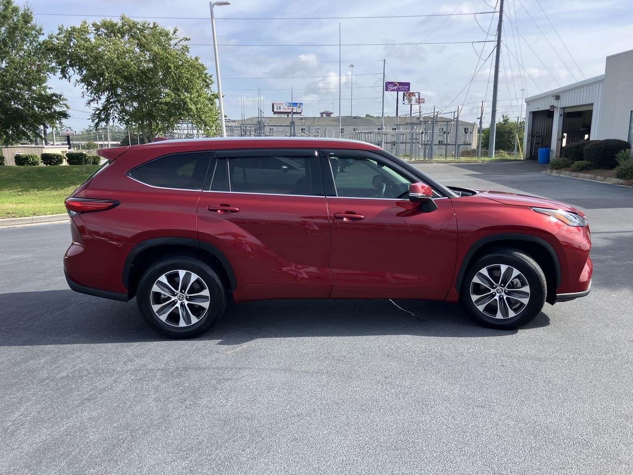 Used 2022 Toyota Highlander SUV