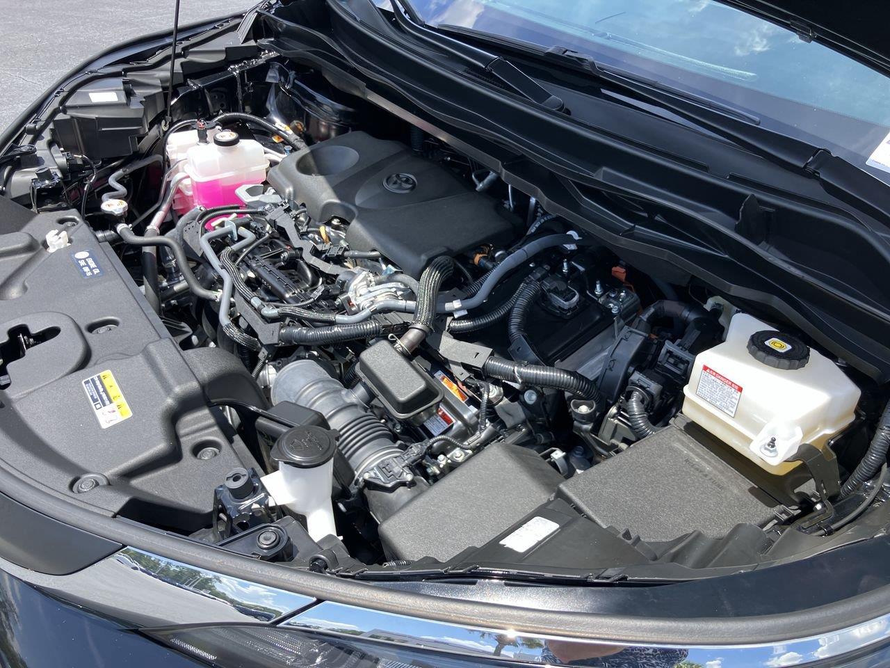 Used 2025 Toyota Sienna Van