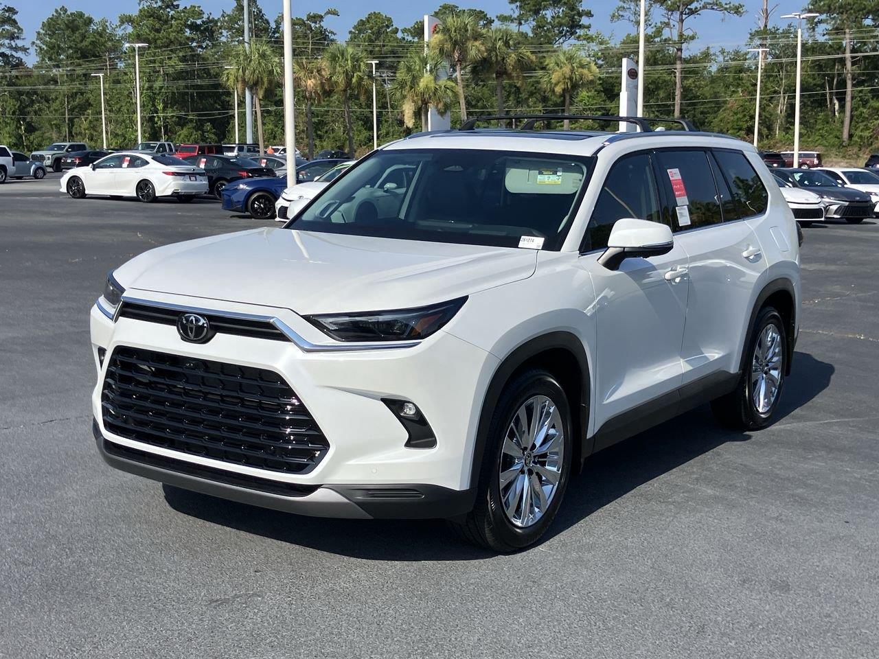 White (Wind Chill Pearl) 2026 Toyota Grand Highlander SUV / Crossover All-Wheel Drive Automatic