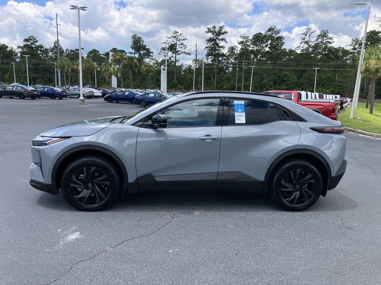 New 2026 Toyota C-HR SUV