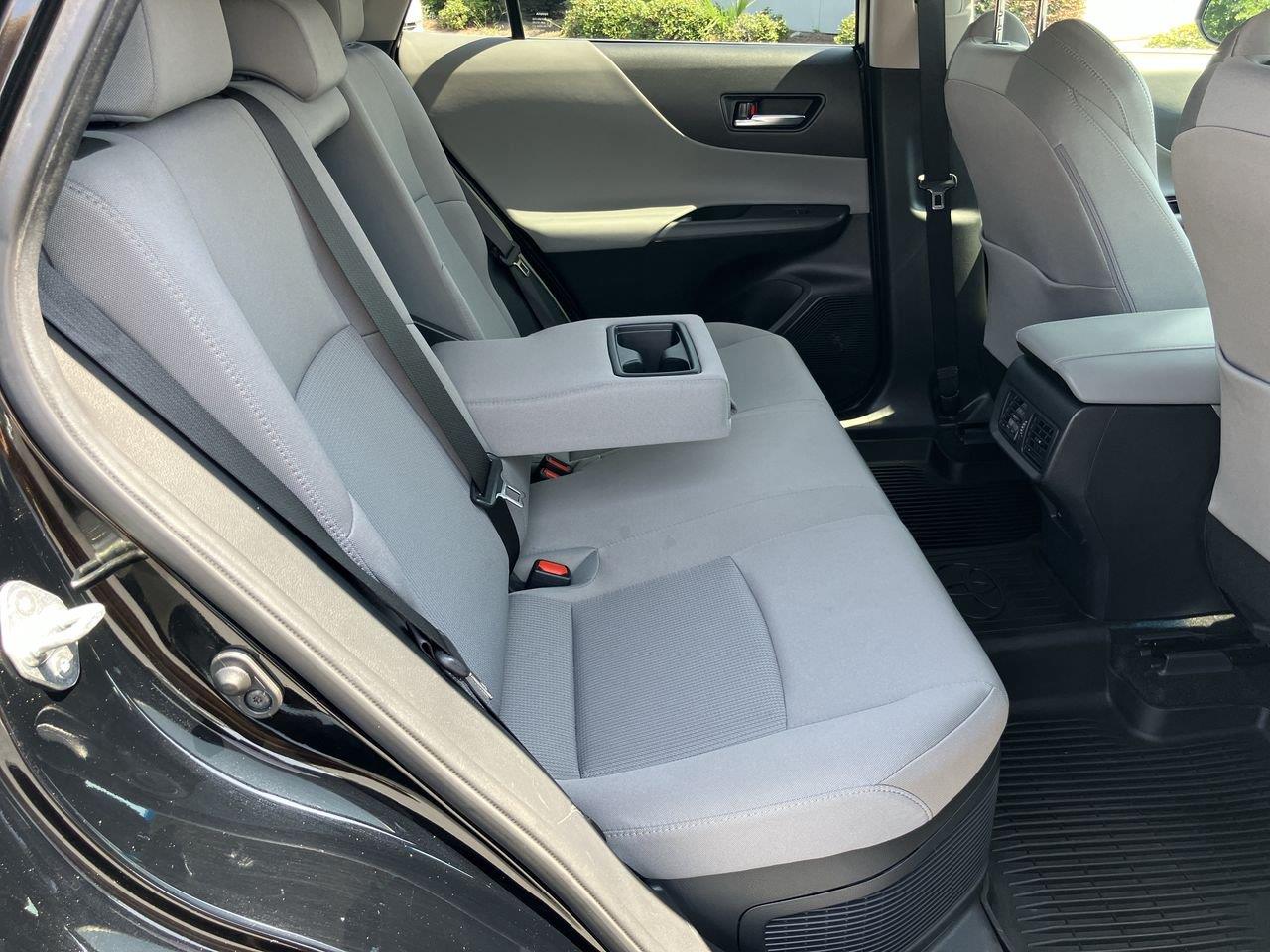 2022 Toyota Venza LE - Photo 29
