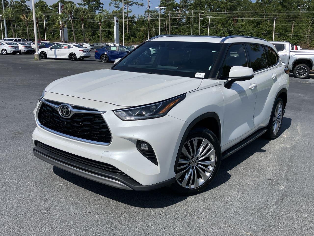 2023 Toyota Highlander Platinum FWD