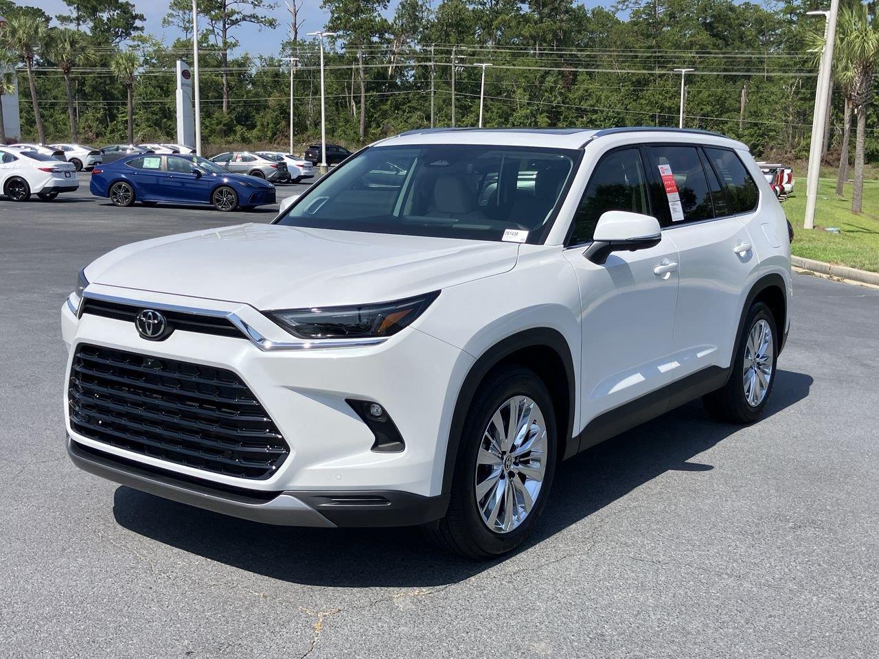 White (Wind Chill Pearl) 2026 Toyota Grand Highlander SUV / Crossover All-Wheel Drive 8-Speed Automatic
