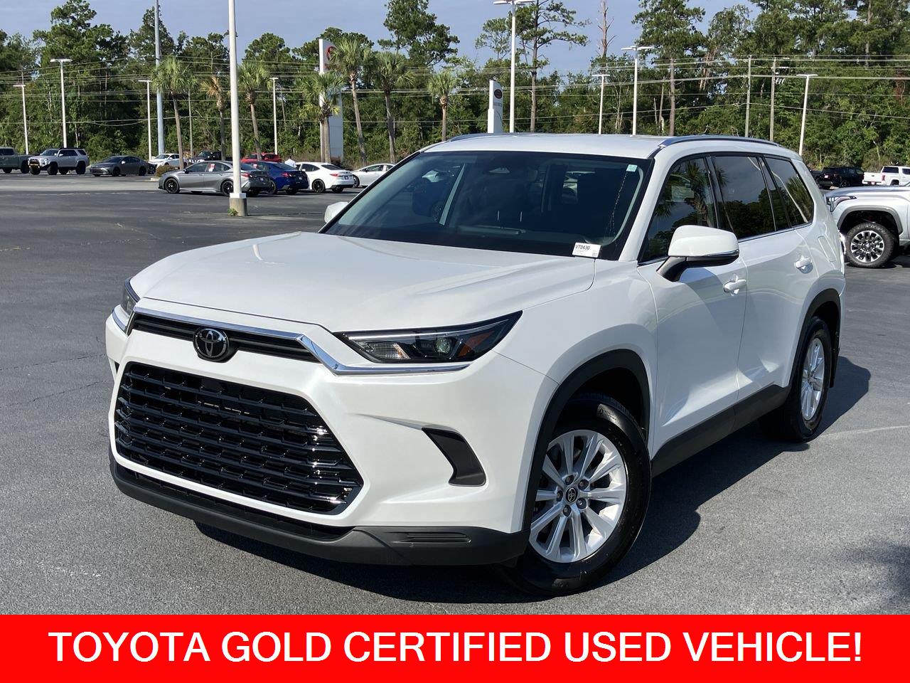White (Wind Chill Pearl) 2025 Toyota Grand Highlander SUV / Crossover Front-Wheel Drive 8-Speed Automatic