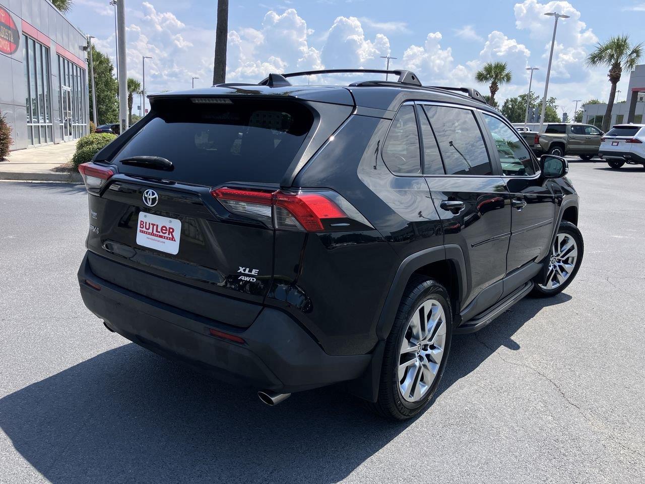 Used 2021 Toyota RAV4 SUV